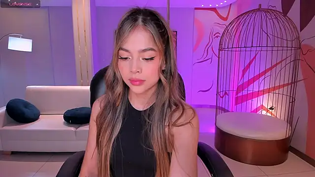 AmyDavis  online show from 02.28.25