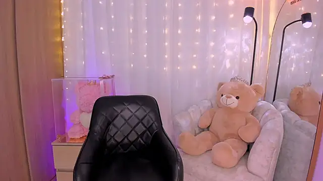 AmyDavis  online show from 10.08.25