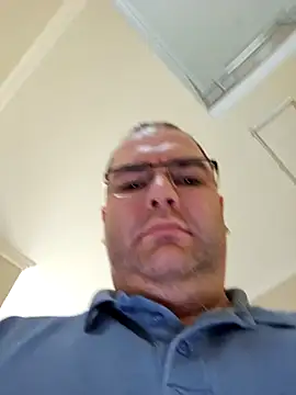 Snapshot of Andrew1900529 chatting on 03.07.25 Andrew1900529 online show from 03.07.25