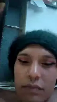 Snapshot of LUNAdeMARTE chatting on 01.11.25 LUNAdeMARTE online show from 01.11.25