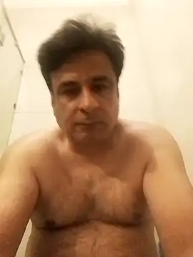 Snapshot of desipapaxxx chatting on 03.21.25 desipapaxxx online show from 03.21.25