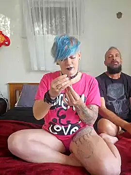 Snapshot of PinkTheHawk chatting on 12.03.24 PinkTheHawk online show from 12.03.24