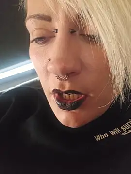 PinkTheHawk online show from 02.15.26