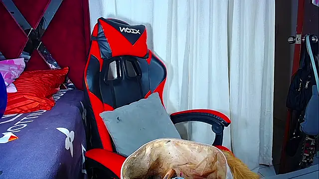 DanisaBrown online show from 01.14.26