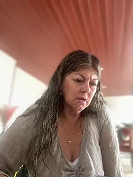 emma tour online show from 11.04.25