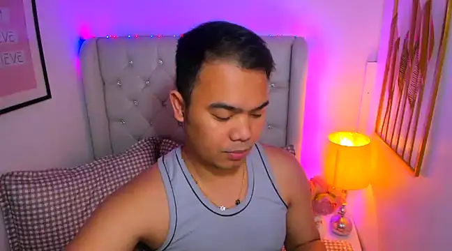 Snapshot of AsianZero chatting on 01.12.25 AsianZero online show from 01.12.25