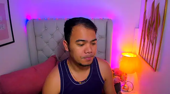 Snapshot of AsianZero chatting on 02.01.25 AsianZero online show from 02.01.25