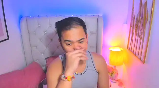 Snapshot of AsianZero chatting on 02.07.25 AsianZero online show from 02.07.25