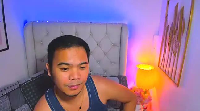 Snapshot of AsianZero chatting on 02.11.25 AsianZero online show from 02.11.25