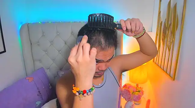 Snapshot of AsianZero chatting on 02.26.25 AsianZero online show from 02.26.25