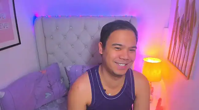 Snapshot of AsianZero chatting on 03.01.25 AsianZero online show from 03.01.25