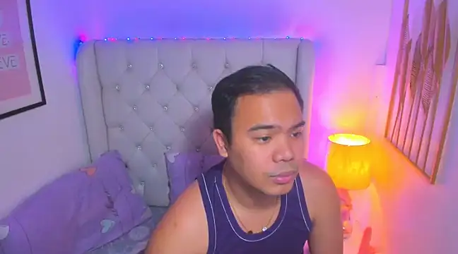 Snapshot of AsianZero chatting on 03.01.25 AsianZero online show from 03.01.25