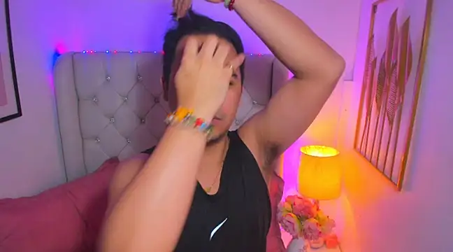 Snapshot of AsianZero chatting on 03.05.25 AsianZero online show from 03.05.25