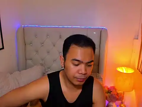 Snapshot of AsianZero chatting on 02.26.26 AsianZero online show from 02.26.26