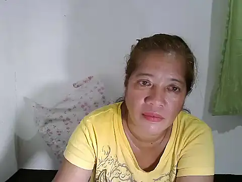 wethornypussy4u online show from 02.26.25