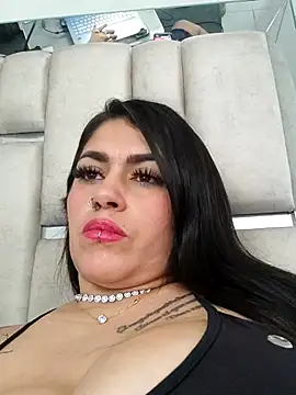 chelaqueen  online show from 03.30.26