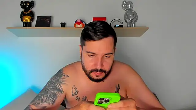 camilo restrepo21 online show from 02.15.25