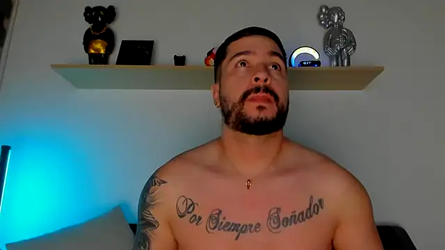 camilo restrepo21 online show from 02.28.25