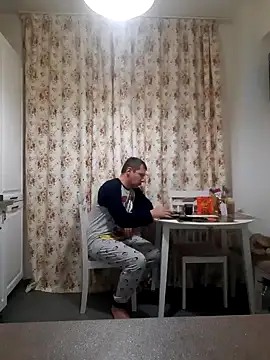 Snapshot of Lucy_1_roso chatting on 12.25.24 Lucy 1 roso online show from 12.25.24