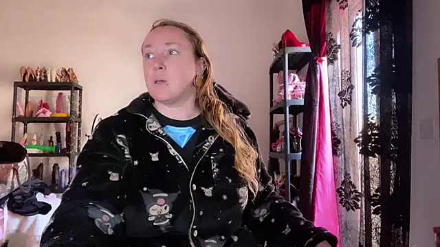 kisicaxx online show from 02.23.26