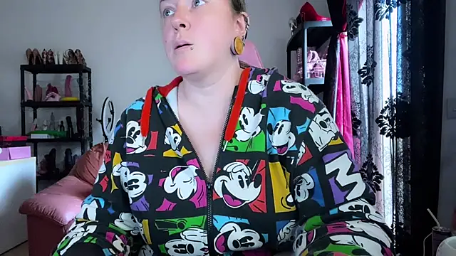 kisicaxx online show from 03.24.26