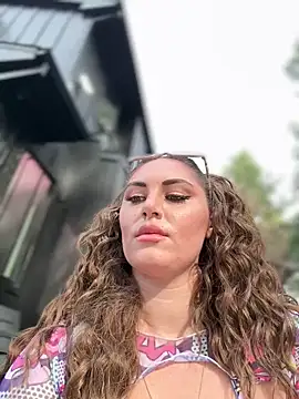 lovely beast online show from 02.24.26