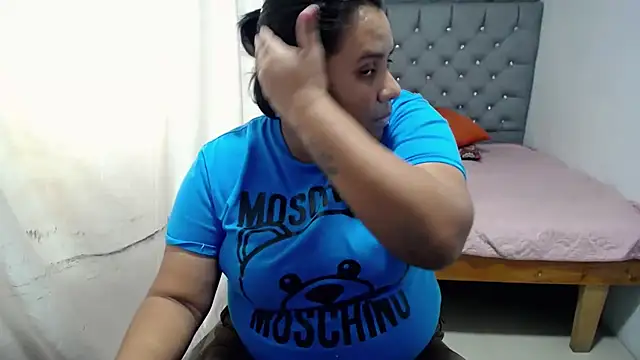 Snapshot of hotlesby4uxxx chatting on 01.09.25 hotlesby4uxxx online show from 01.09.25