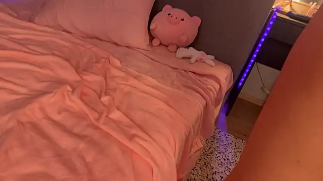  nitro emily  online show from 03.12.26