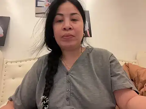 Snapshot of Tightwetholesxx chatting on 03.31.26 Tightwetholesxx online show from 03.31.26