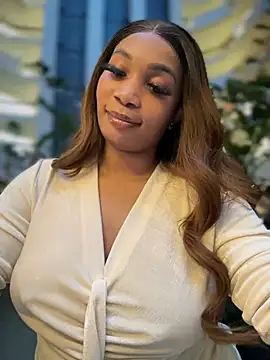   Nessa   online show from 12.22.24