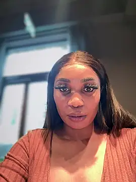   Nessa   online show from 01.17.25