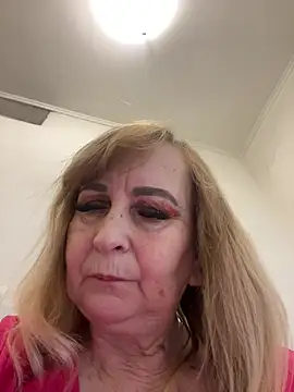 Snapshot of Irina2909@xh chatting on 03.05.26 Irina2909xh online show from 03.05.26