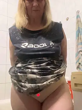 Snapshot of Irina2909@xh chatting on 03.08.26 Irina2909xh online show from 03.08.26