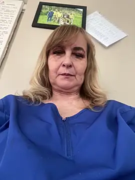 Snapshot of Irina2909@xh chatting on 03.26.26 Irina2909xh online show from 03.26.26