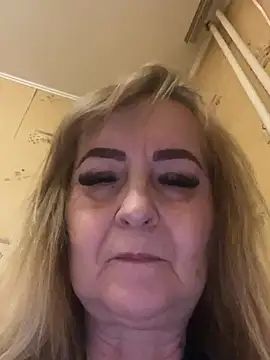 Snapshot of Irina2909@xh chatting on 04.02.26 Irina2909xh online show from 04.02.26