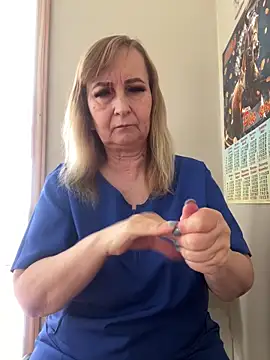 Snapshot of Irina2909@xh chatting on 04.08.26 Irina2909xh online show from 04.08.26