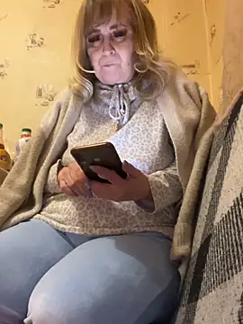 Snapshot of Irina2909@xh chatting on 04.12.26 Irina2909xh online show from 04.12.26