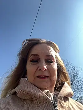 Snapshot of Irina2909@xh chatting on 04.13.26 Irina2909xh online show from 04.13.26