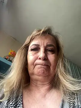 Snapshot of Irina2909@xh chatting on 06.27.26 Irina2909xh online show from 06.27.26