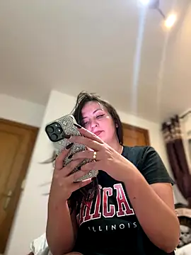 itsCassie online show from 10.27.25