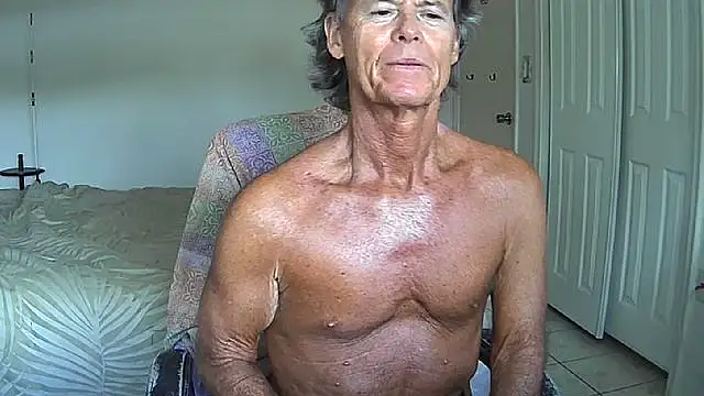 nakeedcowboi65 online show from 05.18.26