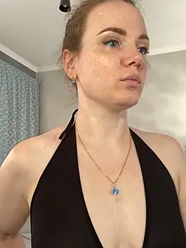 Snapshot of AngelaWhiti chatting on 06.13.26 AngelaWhiti online show from 06.13.26