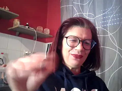 Snapshot of jennylovence chatting on 01.10.25 jennylovence online show from 01.10.25