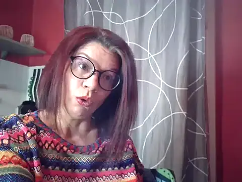 Snapshot of jennylovence chatting on 01.13.25 jennylovence online show from 01.13.25