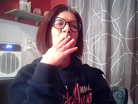 Snapshot of jennylovence chatting on 01.17.25 jennylovence online show from 01.17.25