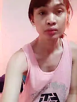 QueenSoreal online show from 02.08.25