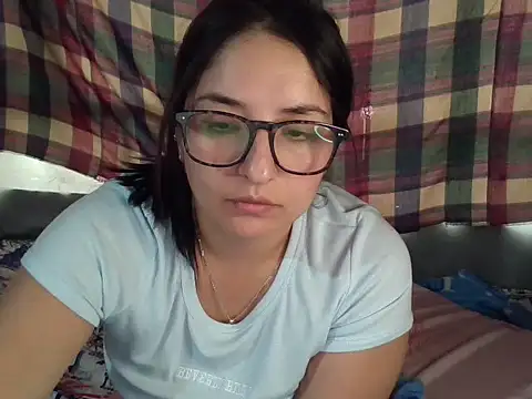 sara 110323 online show from 03.10.26