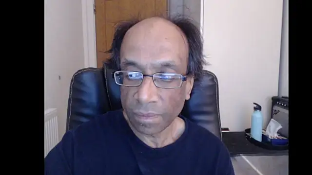 Snapshot of rauncher1 chatting on 06.09.26 rauncher1 online show from 06.09.26