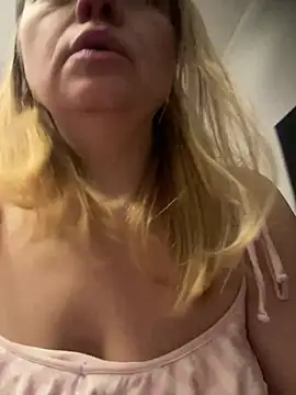 Susanel online show from 02.21.25