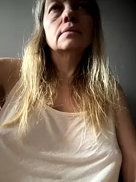 Susanel online show from 10.17.25